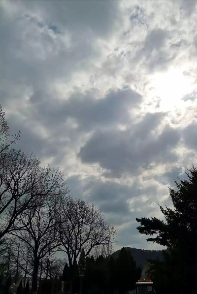即时天气,当天空成为指尖的呼吸 即时天气,当天空成为指尖的呼吸
